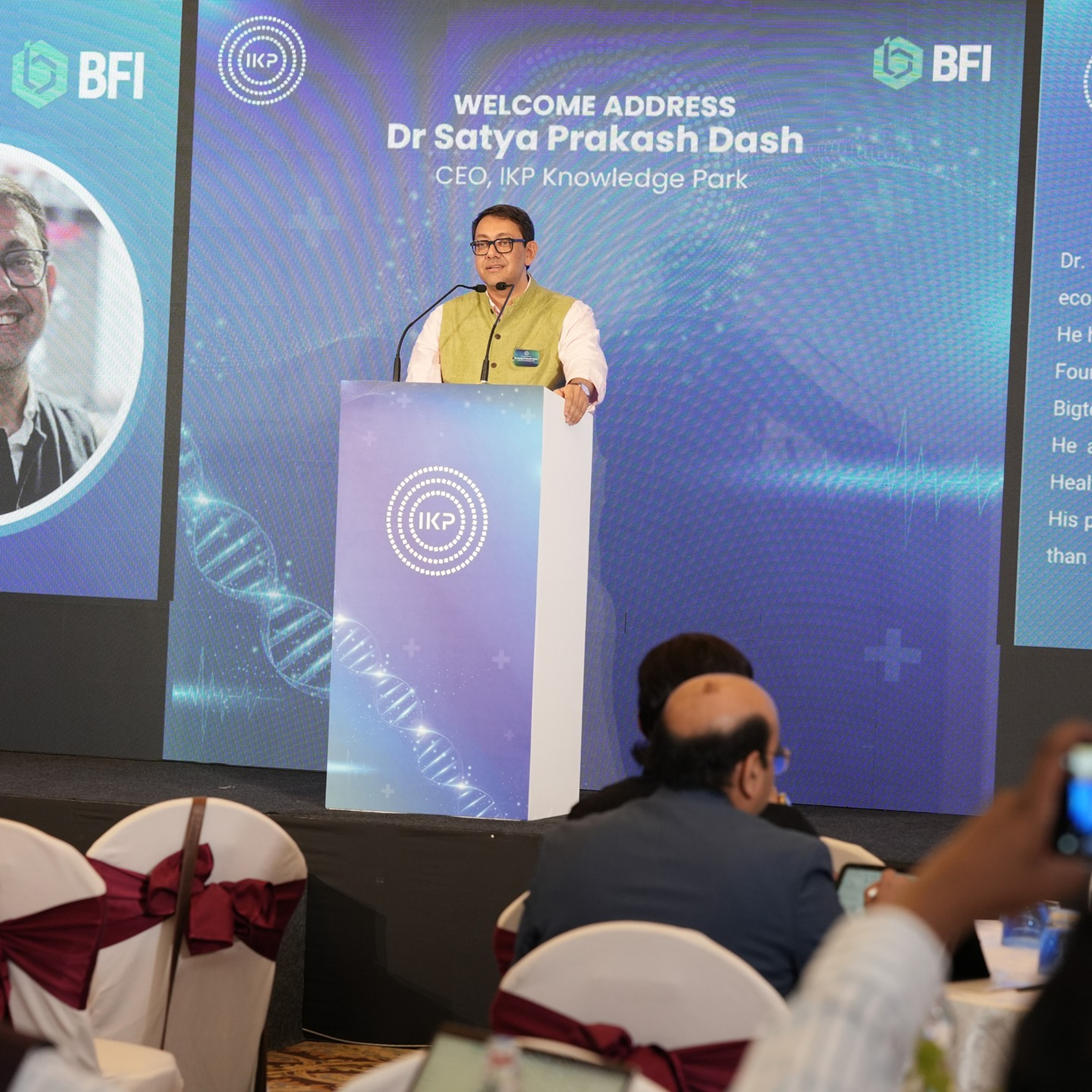 𝗠𝗲𝗱𝗧𝗲𝗰𝗵 𝗦𝗰𝗮𝗹𝗲-𝘂𝗽 𝗕𝗹𝘂𝗲𝗽𝗿𝗶𝗻𝘁_ 𝗔 𝗩𝗶𝗲𝘄 𝗳𝗿𝗼𝗺 𝘁𝗵𝗲 𝗧𝗿𝗲𝗻𝗰𝗵𝗲𝘀02